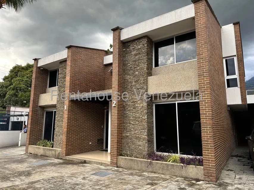 Townhouse (Duplex) en Alquiler en El Castaño, Aragua
