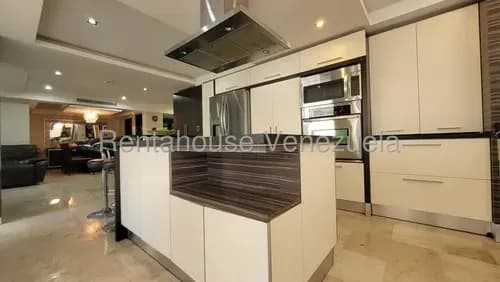 M&n Venden Fantastica Y Amoblada Casa-quinta; Ubicada En Exclusivo Conjunto De Ciudad Roca Al Este De Barquisimeto: 26-13574