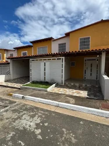 Atlantis Brsca Ofrece Casa En Venta En Villa Guayana