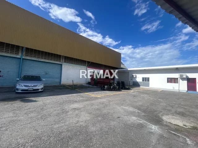 En Venta Galpones Industriales ubicado en la Zona I - Barquisimeto