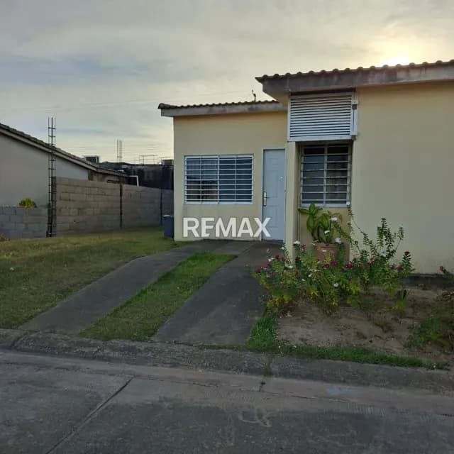 Se Alquila cómoda y acogedora casa en Urbanización Privada Monterrey 2 de la Urbanizacion Palma Real de Tipuro en Maturin