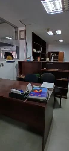Local Comercial Sótano/alquiler/el Llanito/600 Mts2/1 Oficial/5b/2p