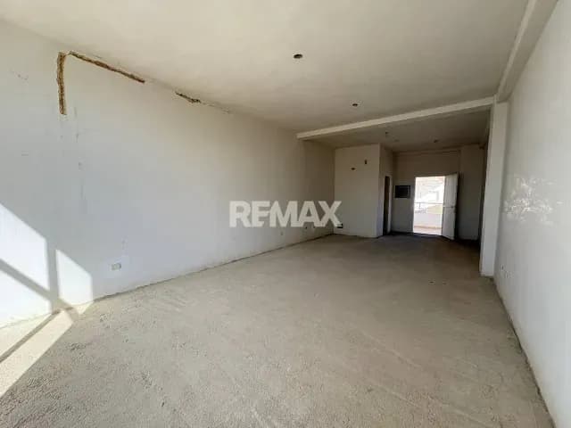 Oficina Comercial en Obra Blanca en Venta, Cagua