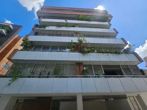 Cv Apartamento En Alquiler En Campo Alegre Yf 26-13904