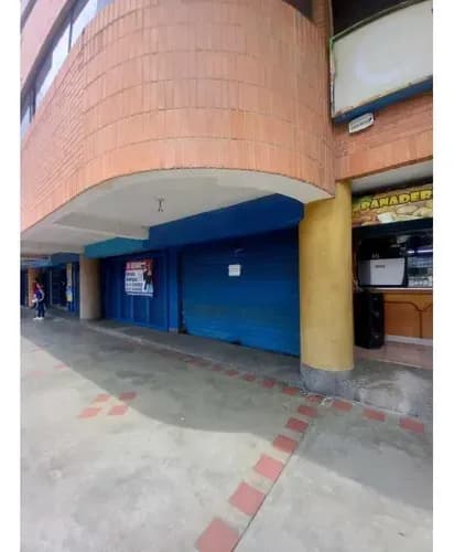 Local Comercial En Alquiler En Calle Cantaura Y.a.10002834