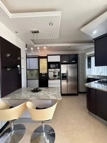 Yasmin Roa Vende Apartamento Res. Mandalay Suites Urb. Valle Blanco Cod 332147