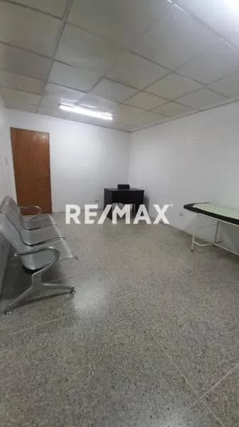 CONSULTORIO MEDICO EN ALQUILER SAN JOSE CALLE 12