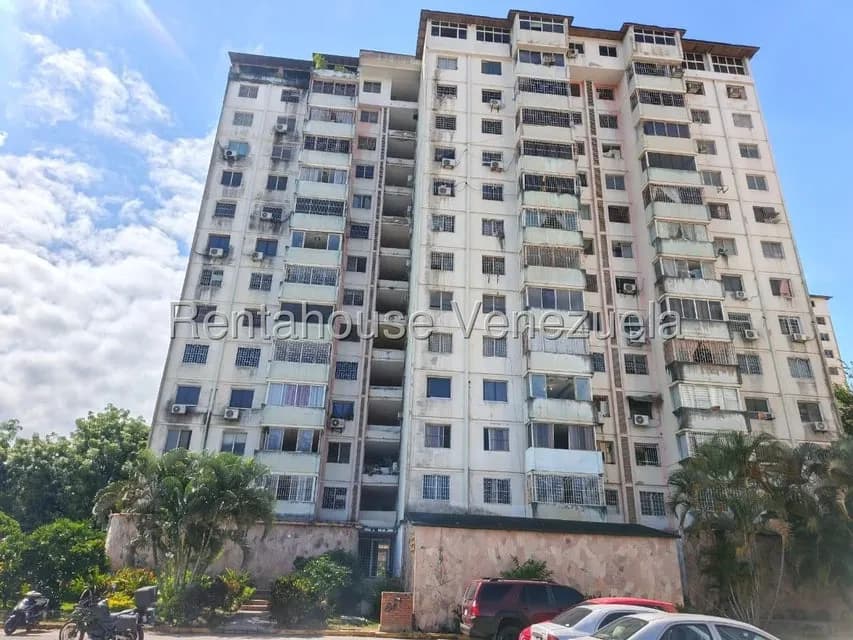 Apartamento (Multiples Niveles) en Venta en Las Guacamayas, Lara