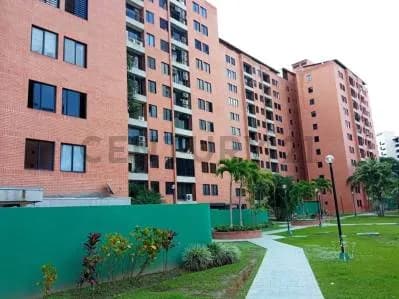 Amplio apartamento en Colinas de la Tahona para alquilar