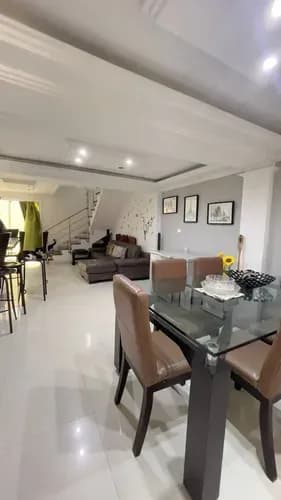 Townhouse En Venta Villas De San Rafael San Diego