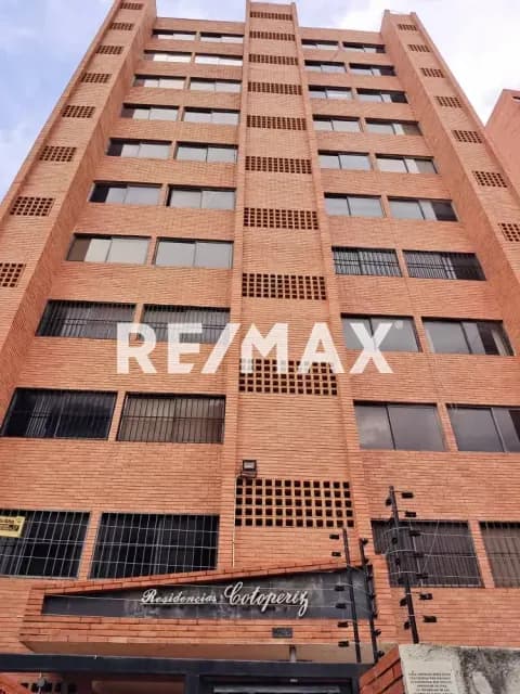 VENTA APARTAMENTO EN EDIF.RES COTOPERIZ