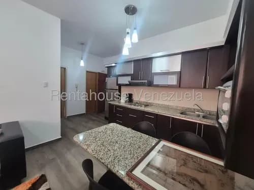 Alquiler Acogedor Apartamento En La Trigaleña Alta, Totalmente Equipado, De Facil Acceso A La Autopista Y Demas Sitios De Interes, Calle Cerrada, Moderno Edificio Con Impecable Mantenimiento
