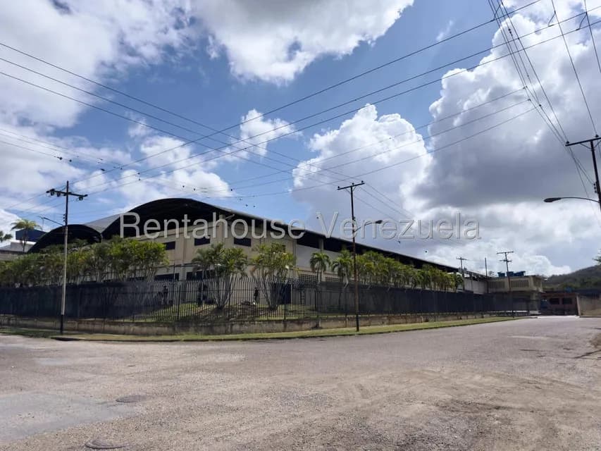 Comercial (Galpon - Deposito) en Venta en Rio Tuy, Miranda