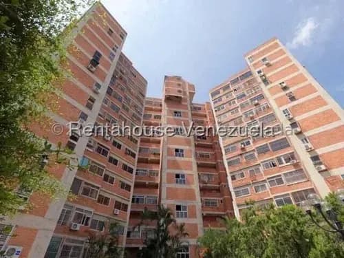 Flor Montero Alquila Apartamento Duplex Amoblado - Nueva Segovia, Barquisimeto #26-21091