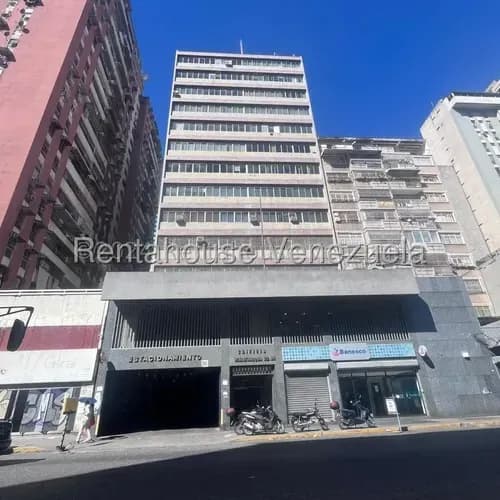 Se Vende Estacionamiento Mecánico De 256 Puestos En La Candelaria. Mv261670