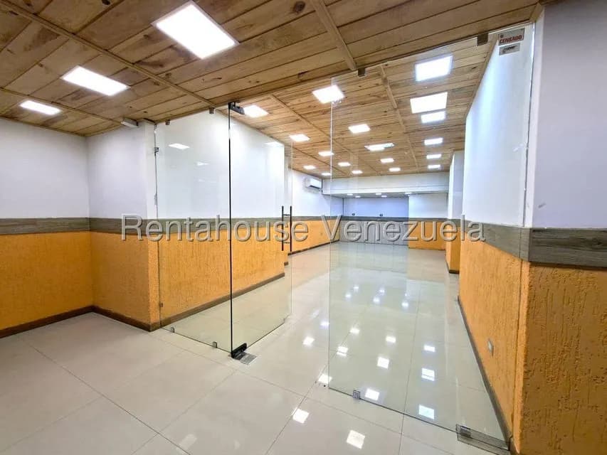 Comercial (Local Comercial) en Venta en Parque Central, Distrito Metropolitano