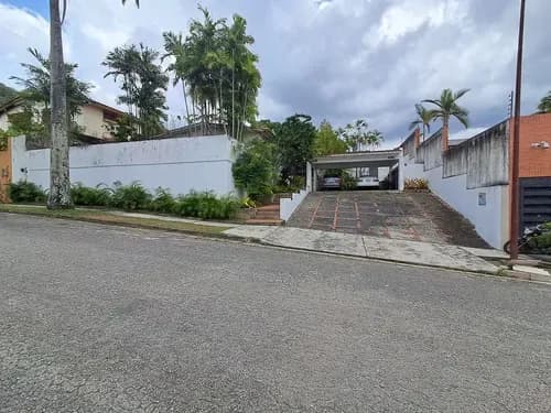 Angelica Rivas Vende Casa En Urbanización La Viña, Valencia Vzla