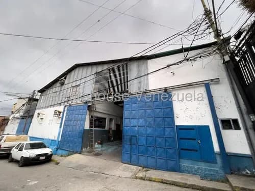 Galpón En Venta Urb. Boleita Sur, Caracas 26-14828