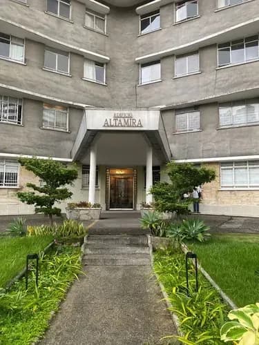 Apartamento En Alquiler, Muy Bien Ubicado (altamira) Gg