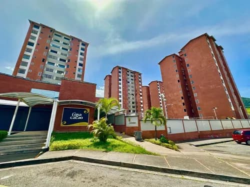 Apartamento En Venta Conj Resid Serranía, Av Rotaria San Cristóbal Mg613