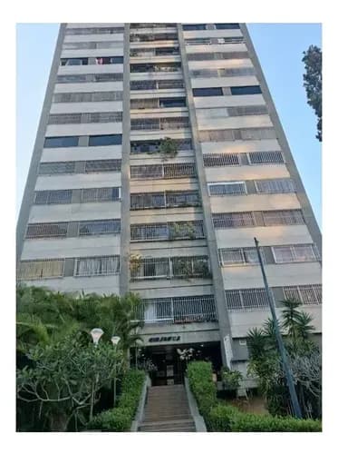 Se Alquila Apartamento En Manzanares Por $650