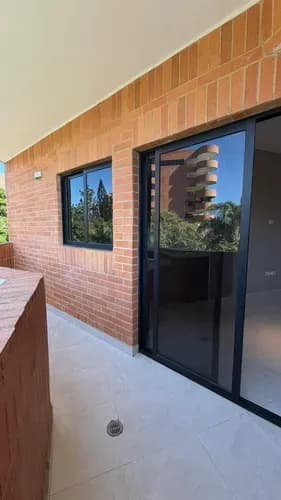 Apartamento Moderno En Mañongo Res Costa Azul