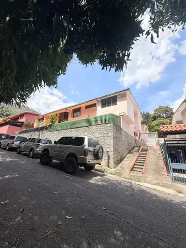 Casa En Venta En Los Dos Caminos Para Remodelar Ym.