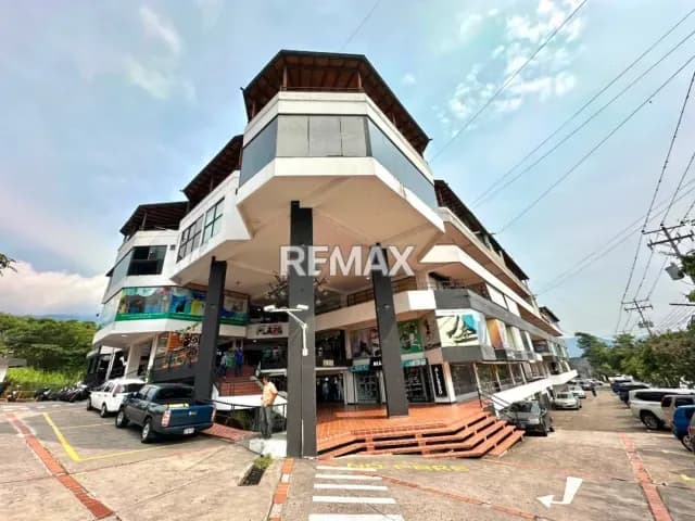 ”Apartamento tipo estudio en el Centro Comercial Plaza Amoblado
