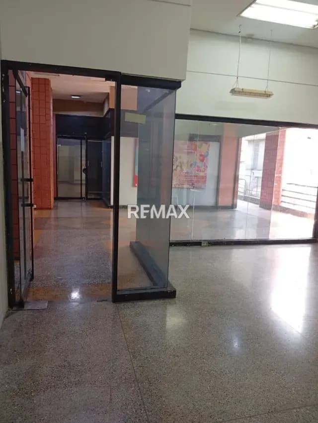 En venta local comercial en el centro de Caracas