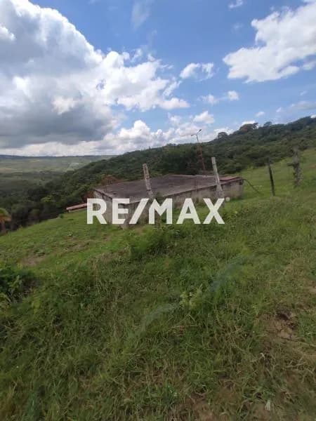 Hermosa finca de 16 hectareas agropecuaria en venta