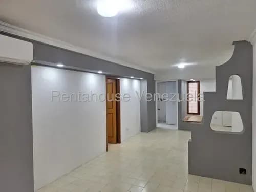 Apartamento En Alquiler En Los Caobos, Mls 26-18344. Ims