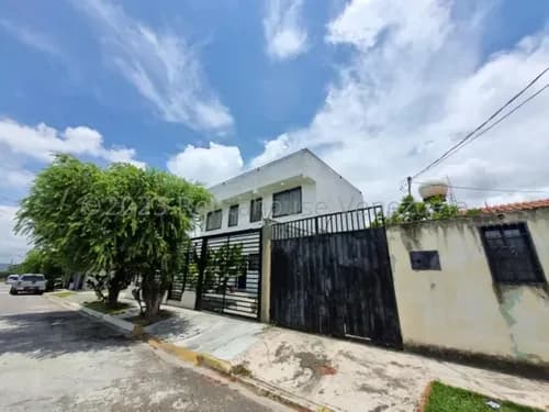 Inmuebles Milagros Nazareth Casa En Venta En Cabudare Lara La Morenera. Codigo Del Inmueble 24-7569 Economica Residencial Economico