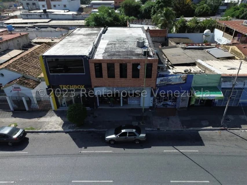 Comercial (Edificio) en Venta en Centro, Lara