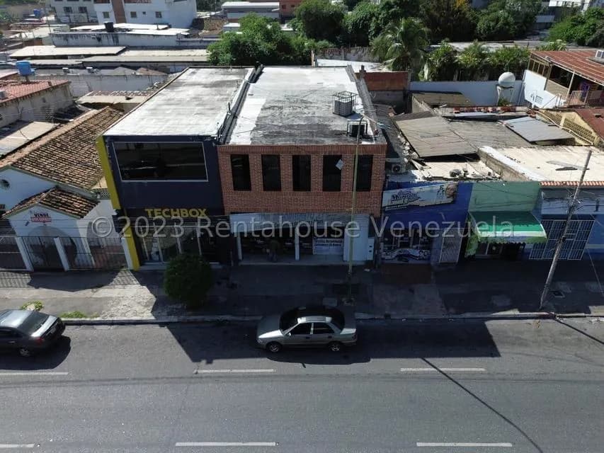 Comercial (Edificio) en Venta en Centro, Lara