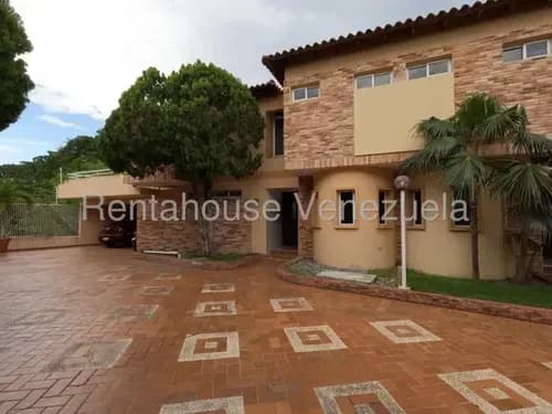 Quinta De Lujo En Conjunto Privado: 4 Hab, Jacuzzi, Terraza Y Estacionamiento Para 4 Vehículos @eloisabermudez.rah