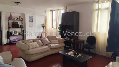 Amplio Y Confortable Apartamento En Venta En San Martin