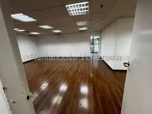 Oficina En Alquiler En El Bosque Ng 26-11842 Yg