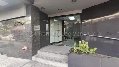 Daniela Linarez Alquila Extraordinaria Oficina Con Pisos De Porcelanato, Ventanas Panorámicas, Puertas De Cristal Templex Nuevos, Planta Eléctrica, Este De Barquisimeto