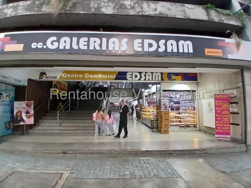 Comercial (Local Comercial) en Alquiler en Parroquia Catedral, Distrito Metropolitano