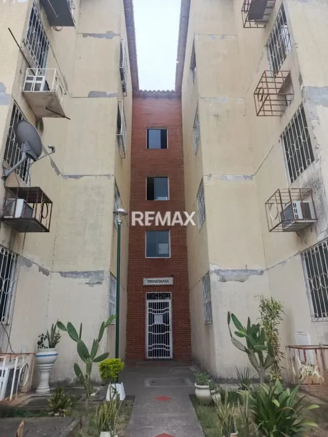 Estratégico Apto En Venta Conjunto residencial San Diego eje vial