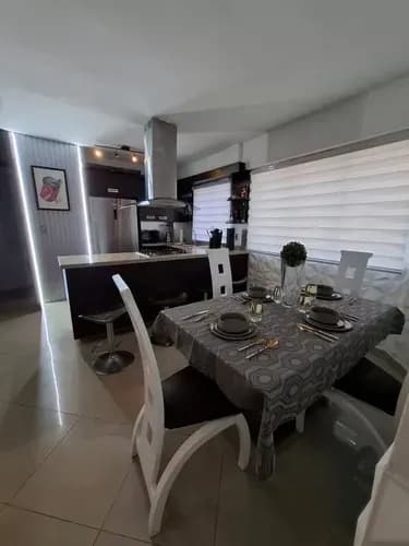 Apartamento De Oportunidad En El Parral Res Pegaso-sl