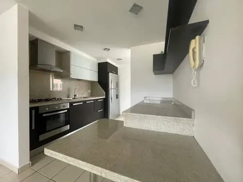 Alquiler De Penthouse Residencias Montemayor San Diego Aa-mt