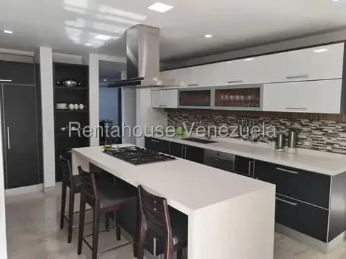 Apartamento De Lujo En Las Mejores Residencias De La Trigaleña Con Acabados De Alta Gama Esta Direccion Privilegiada Grantiza Una Seguridad 24/7 El Apartamento Cuenta Con 3 Habitaciones