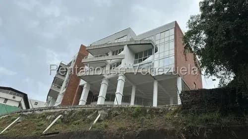 Apartamento En Alquiler, Cerca De La Embajada Americana, Urb. Colinas De Bello Monte
