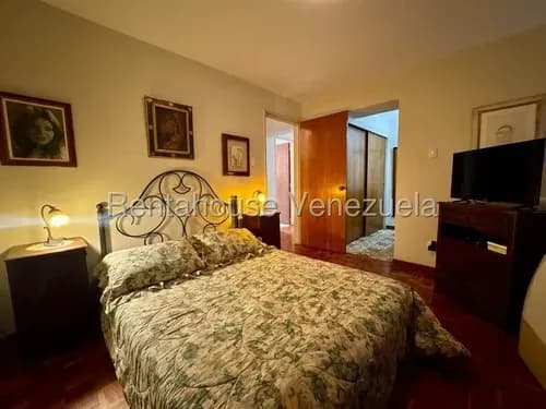 Kc.g #26-19432 Espaciosa, Iluminada Muy Bien Distribuida Apartamento Estilo Moderno En Venta Ubicada En Caracas Los Samanes