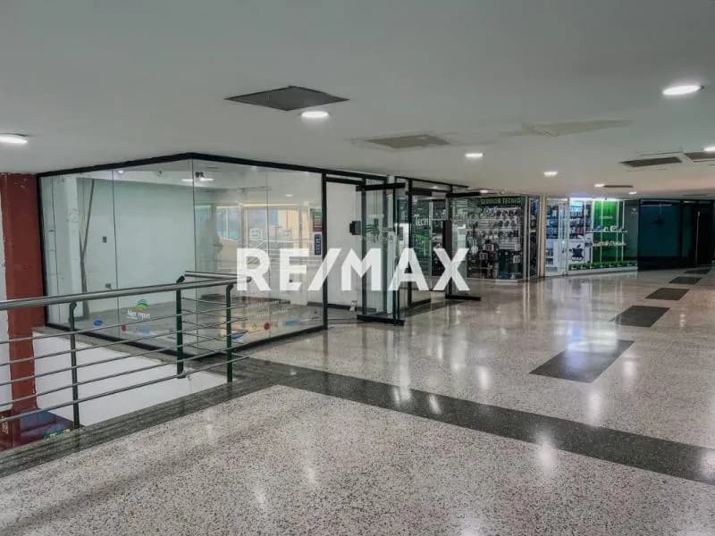 LOCAL COMERCIAL CC LAS AMERICAS