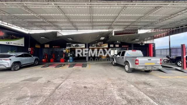 Local Comercial en 5ta Avenida