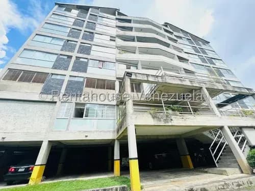 Apartamento En Venta Totalmente Remodelado Listo Para Mudarse En La Union Mls #26-15148 Bm