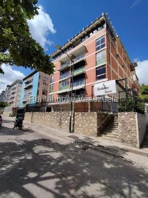 Apartamento (1 Nivel) en Venta en Cumbres de Curumo, Distrito Metropolitano