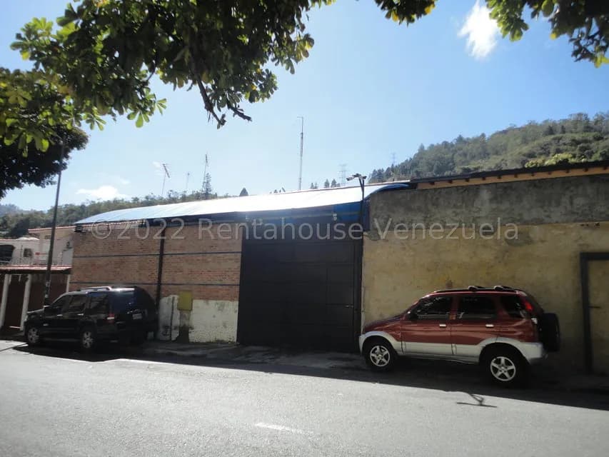 Casa en venta - $320k